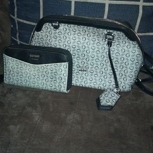 Guess Purse and Wallet set